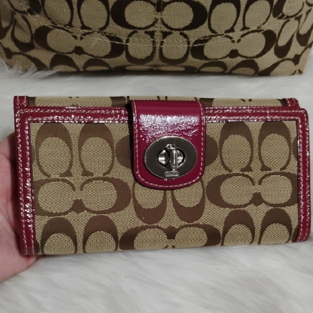 SALE! Auth Coach Tan/Mauve Signature Shoulder Bag & Wallet Vintage Bundle - Picture 3 of 16